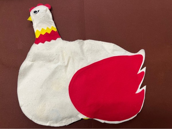 앨퍼벳 대문자를 소개하는 알 낳는 암닭 교구재1